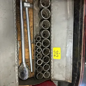 3/4 drive socket set (7-8”-2”)