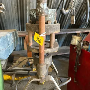 Hydraulic crimper