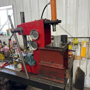 Arbor press with hydraulic press